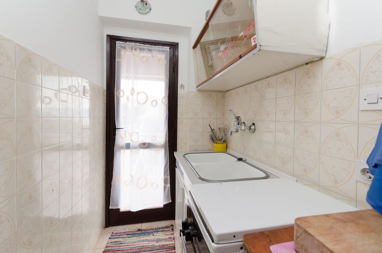 Apartments And Room Luka Klenovica Extérieur photo