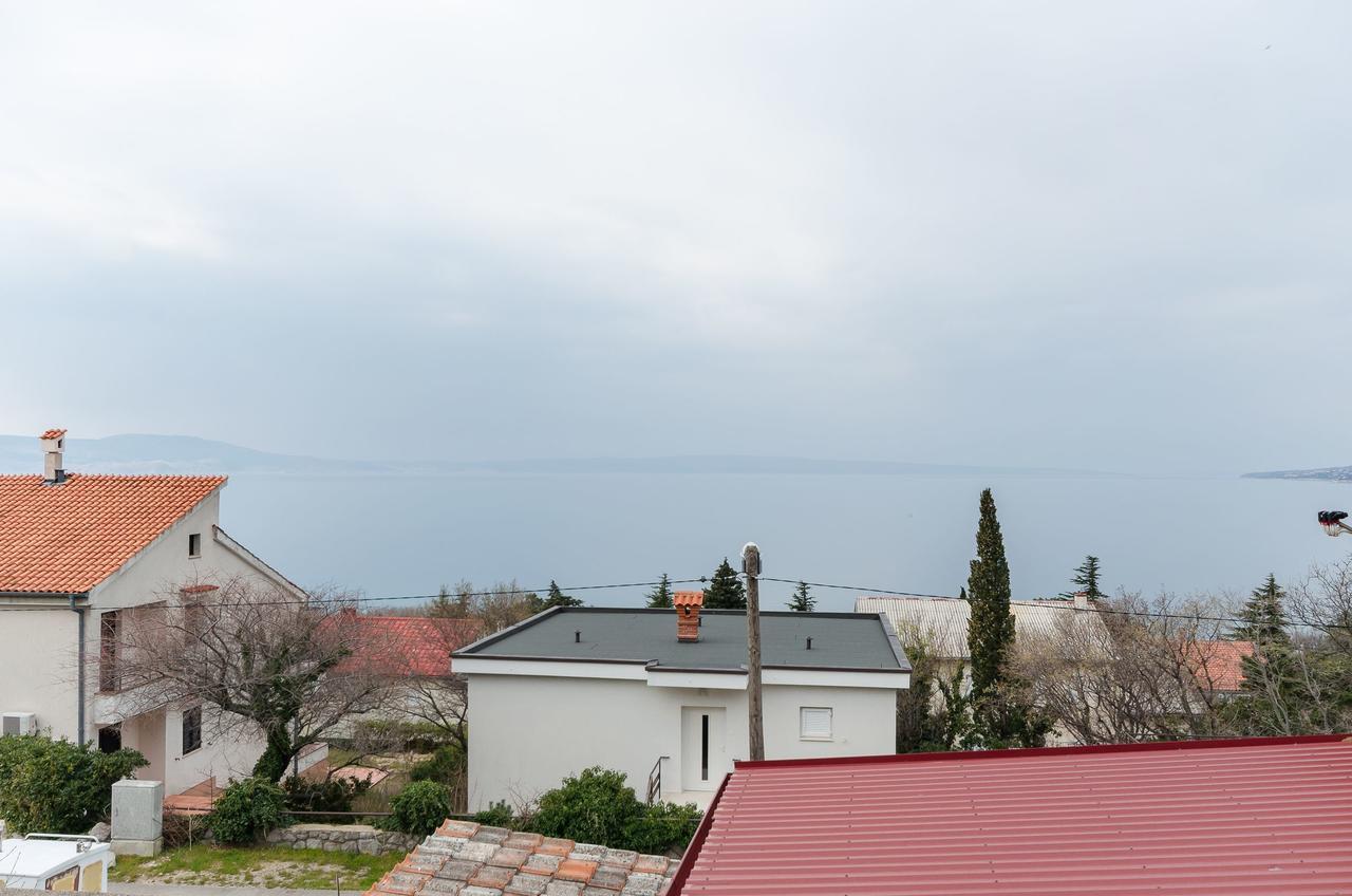 Apartments And Room Luka Klenovica Extérieur photo